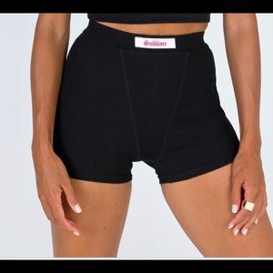 Sublime Highrack boxer shorts for women.